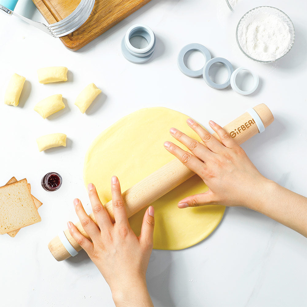 Rolling Pins with Adjustable Thickness Rings
